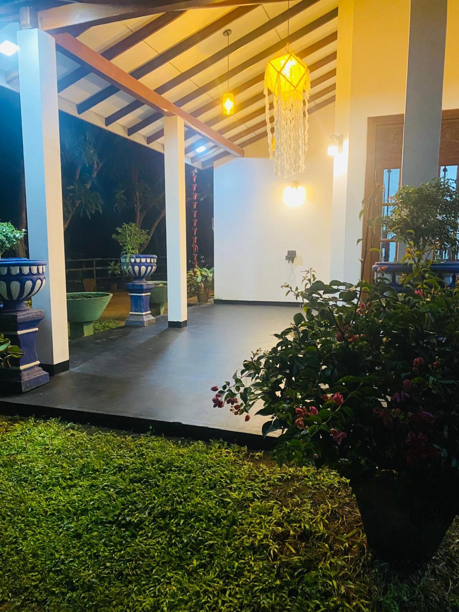 Udara Guest - Yala Safari Villa Exterior photo